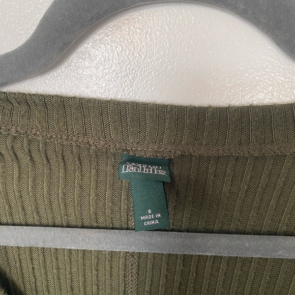 Women’s ribbed v neck long sleeve top size small - Picture 4 of 6